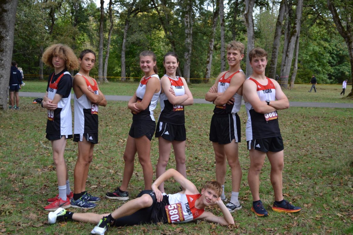 Yamhill+Carltons+Cross+Country+team
